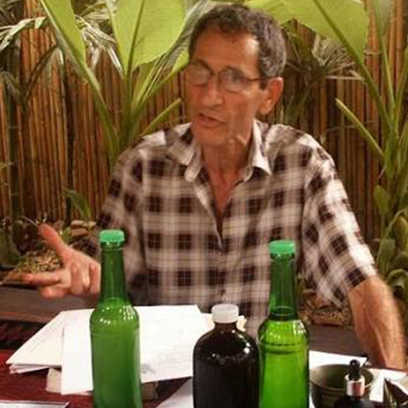  Ivan Pedro J. Schiffer 